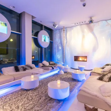 I-Suite Hotel