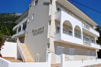 Filoxenia Hotel & Apartments - 2-Star