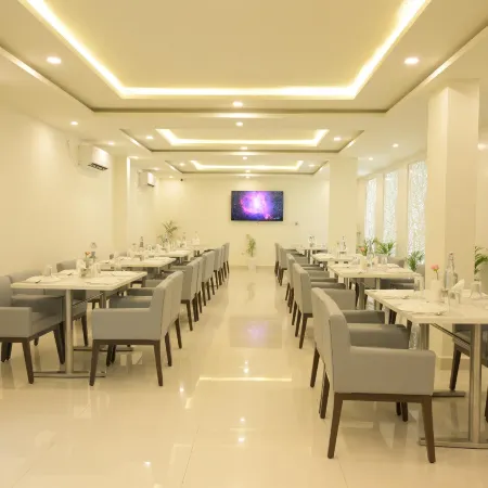 Axon Business Hotel Hitech City Hyderabad Отели рядом с достопримечательностью «Конгресс-центр Cyber»