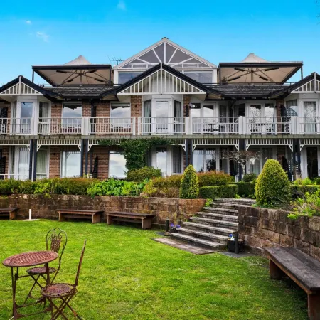 Echoes Boutique Hotel & Restaurant