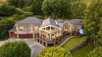 Pinnacle Villa by MajorDomo - Villas
