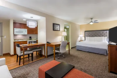 Larkspur Landing Extended Stay Suites St Louis Riverport Hôtels à : Maryland Heights