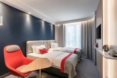 Holiday Inn Express Kaiserslautern Hotels near Vogelweh Chapel