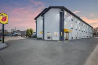 Super 8 by Wyndham Johnson City Hotels in Johnson City