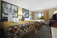 Super 8 by Wyndham Russellville