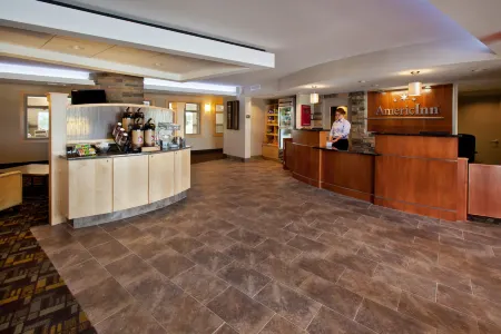 AmericInn by Wyndham Fairfield Отели в г. Фэрфилд