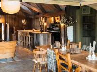 AWOL สโตว์