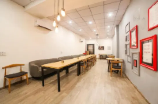 Hotel Admire Inn Sec - 18 by Aspl