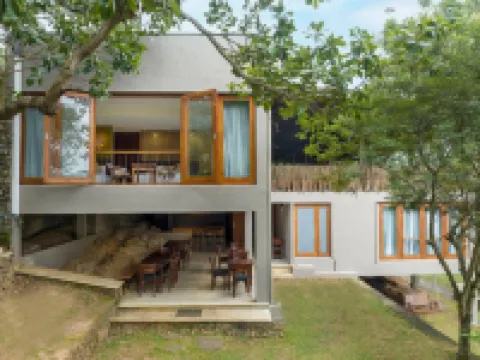 Birds Park Polgahawela Hotels in 