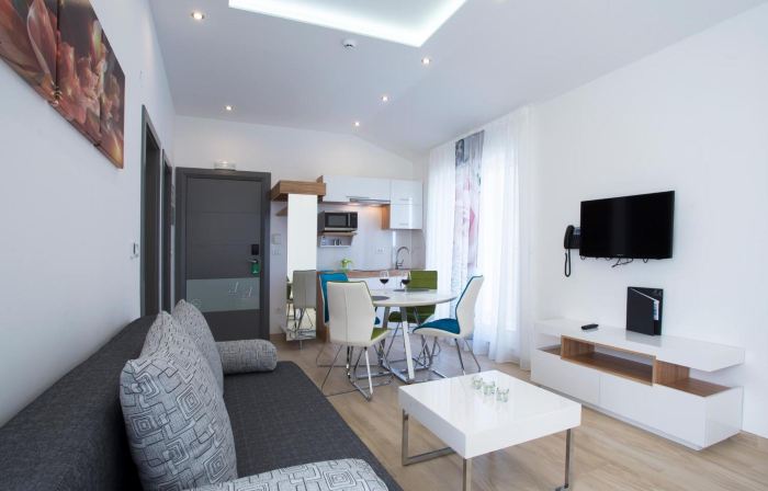 Adrion Aparthotel