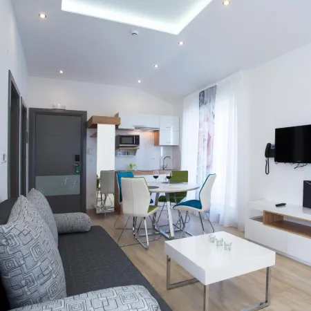 Adrion Aparthotel
