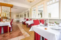 Boutiquehotel Schloßpalais - breakfast