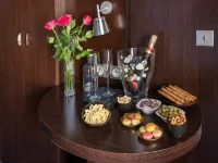 Hôtel du Parc Montparnasse Hotel berhampiran Stesen Metro Vavin