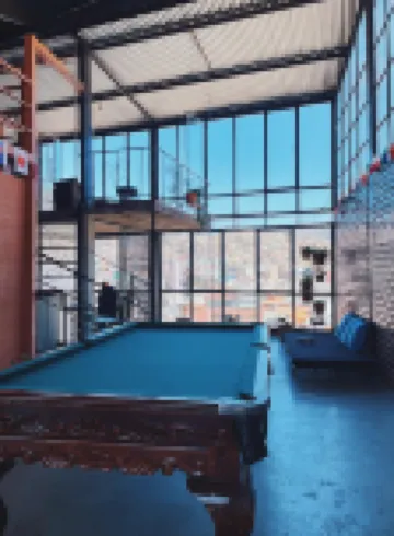 Lobo Hostel la Paz