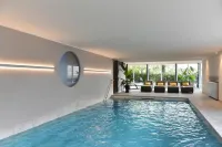 Hotel Am Berghang - Pool