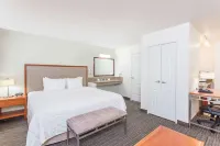Hawthorn Suites by Wyndham Victorville - Parkering