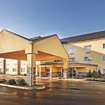 La Quinta Inn & Suites by Wyndham Knoxville Airport