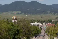 Super 8 by Wyndham Lewistown Hotels in Lewistown