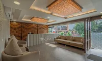 Hotel Casa - parkir