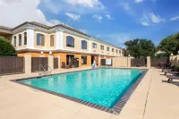 紐布朗費爾斯貝斯特韋斯特套房飯店