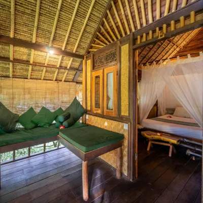 Flowerbud Bungalow Balangan II Hotel berhampiran Pantai Balangan