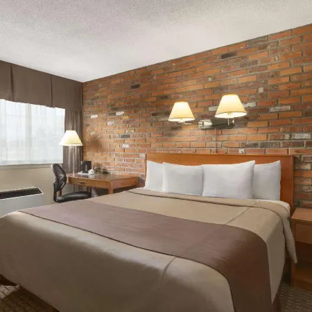 Travelodge by Wyndham Thunder Bay