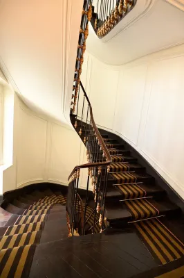 Paris Square - Bed and Breakfasts