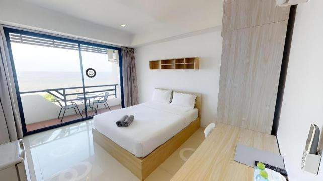 Seabreeze Bangsaen Hotels in Chon Buri City