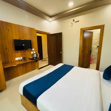 Hotel Santosh Heritage