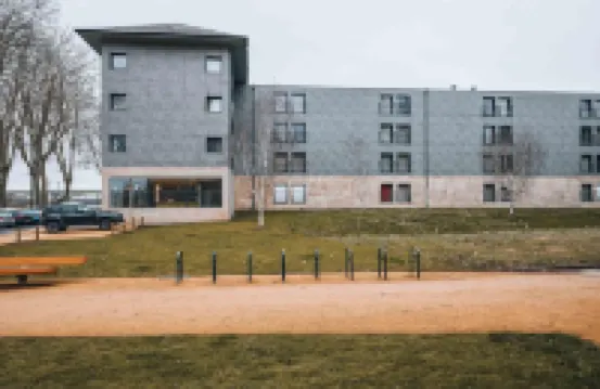 Zenao Appart Hôtel Nevers Quai de Loire