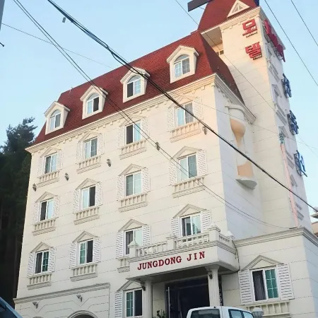Jeongdongjin Motel Отели рядом с достопримечательностью «Парк Hourglass»