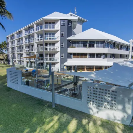 Ocean International Hotel