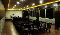 Mandarin Resort - Kaluk - Homestays