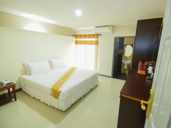 โรงแรมเดอะคอร์เนอร์