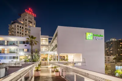 Holiday Inn Express 聖迭戈市中心 Point Loma Yacht Club附近的飯店