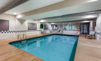 La Quinta Inn & Suites by Wyndham Batavia