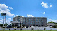 Holiday Inn Express & Suites Somerset Central Hotels near rue21