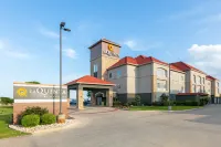 La Quinta Inn & Suites by Wyndham Belton - Temple South Hotels in Bell County
