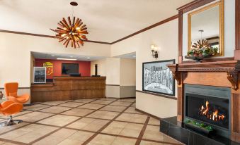 Super 8 by Wyndham Clinton