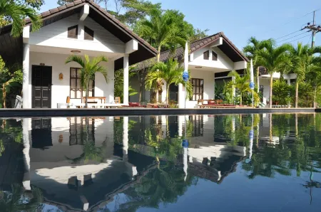 Privacy Resort - Koh Chang Отели рядом с достопримечательностью «Ban Salak Phet»