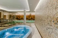 Grand Poet Hotel and Spa by Semarah - Hot Tub