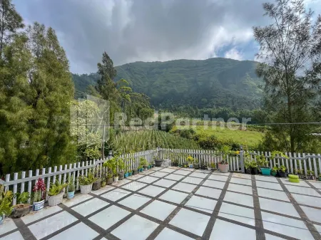 Family Homestay Syariah Bromo Mitra RedDoorz