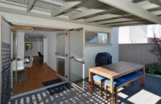 奧爾巴尼中央公寓