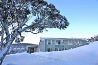 Smiggins Hotel & Chalet Apartments