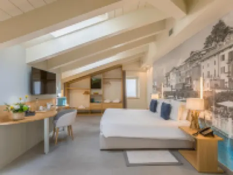 アヴェニュー ホテル コモのホテル