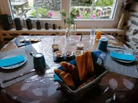Chambres d'Hôtes Au Clos du Lit - breakfast