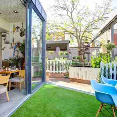 Oddfellows Chester Hotel & Apartments Hotel Exterior