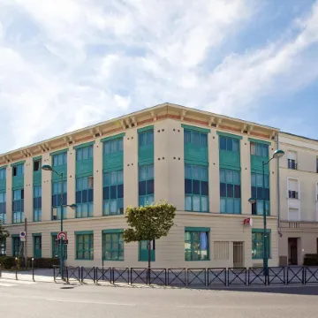 Séjours & Affaires Serris Rive Gauche