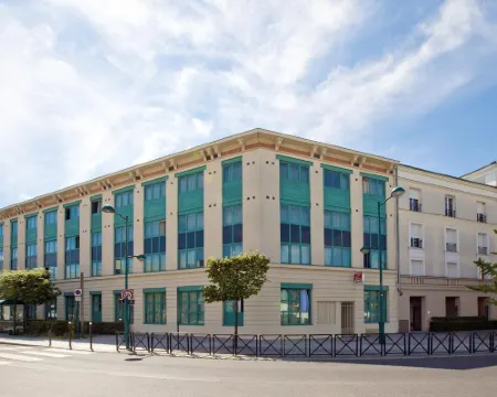 Séjours & Affaires Serris Rive Gauche Hoteles en Serris