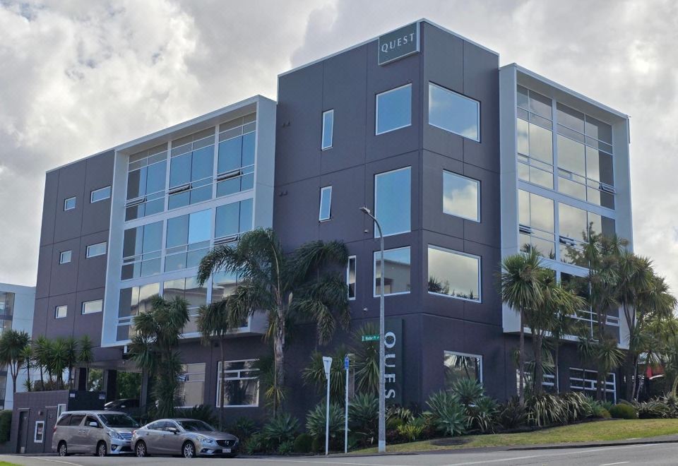 퀘스트 핸더슨 아파트먼트 내부 시설 예시